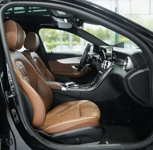 Mercedes-Benz C 63 Amg view 15