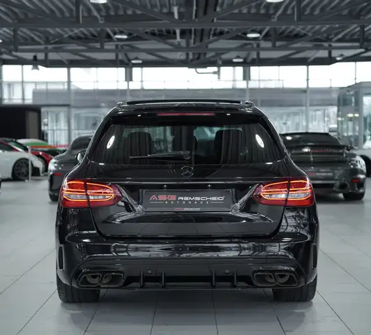 Mercedes-Benz C 63 Amg view 8