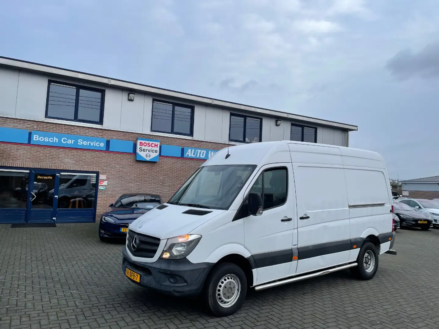 Mercedes-Benz Sprinter 413 CDI Aut 95kw | L2H3 Professional | Airco Wit - 2