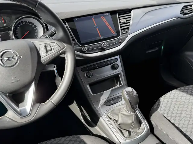 Opel Astra view 14