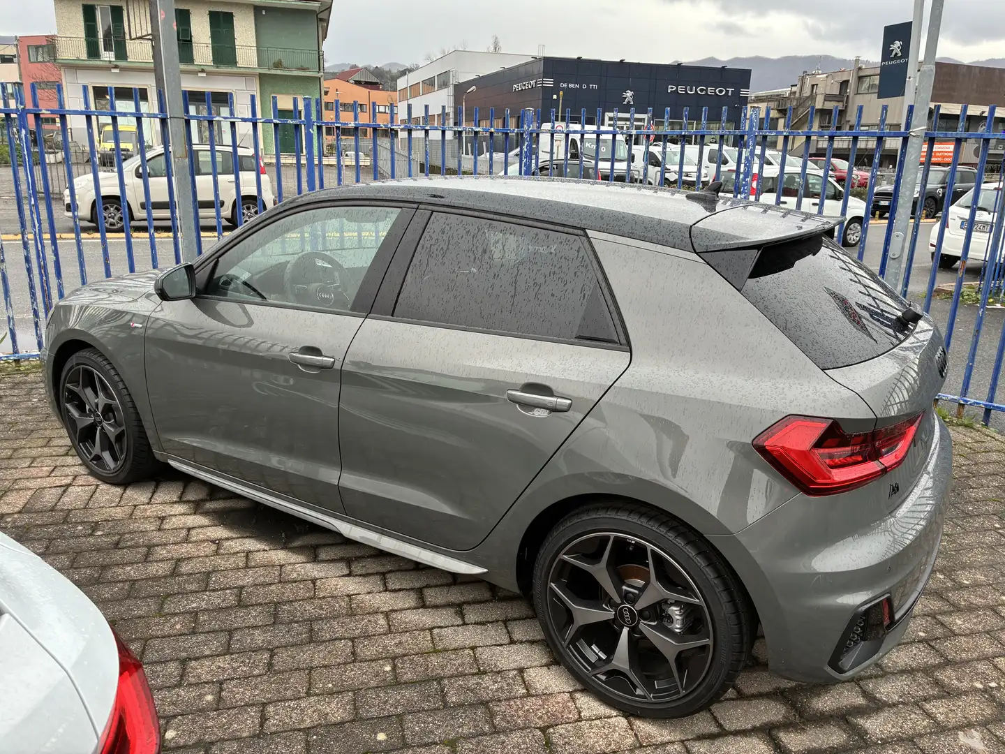 Audi A1 Sportback 30 1.0 tfsi S LineEdition 116cv s-tronic Verde - 2