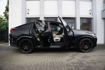 X6 xDrive30d M SPORTPAKET-BLACK EDITION-PANO-22M