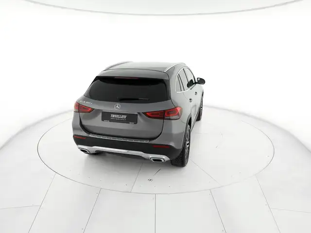 Mercedes-Benz Gla view 6