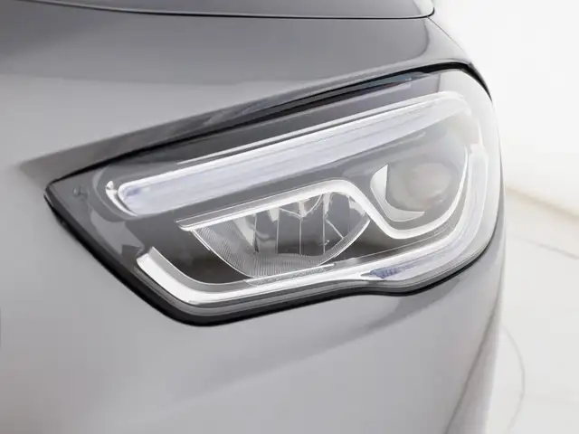 Mercedes-Benz Gla view 8
