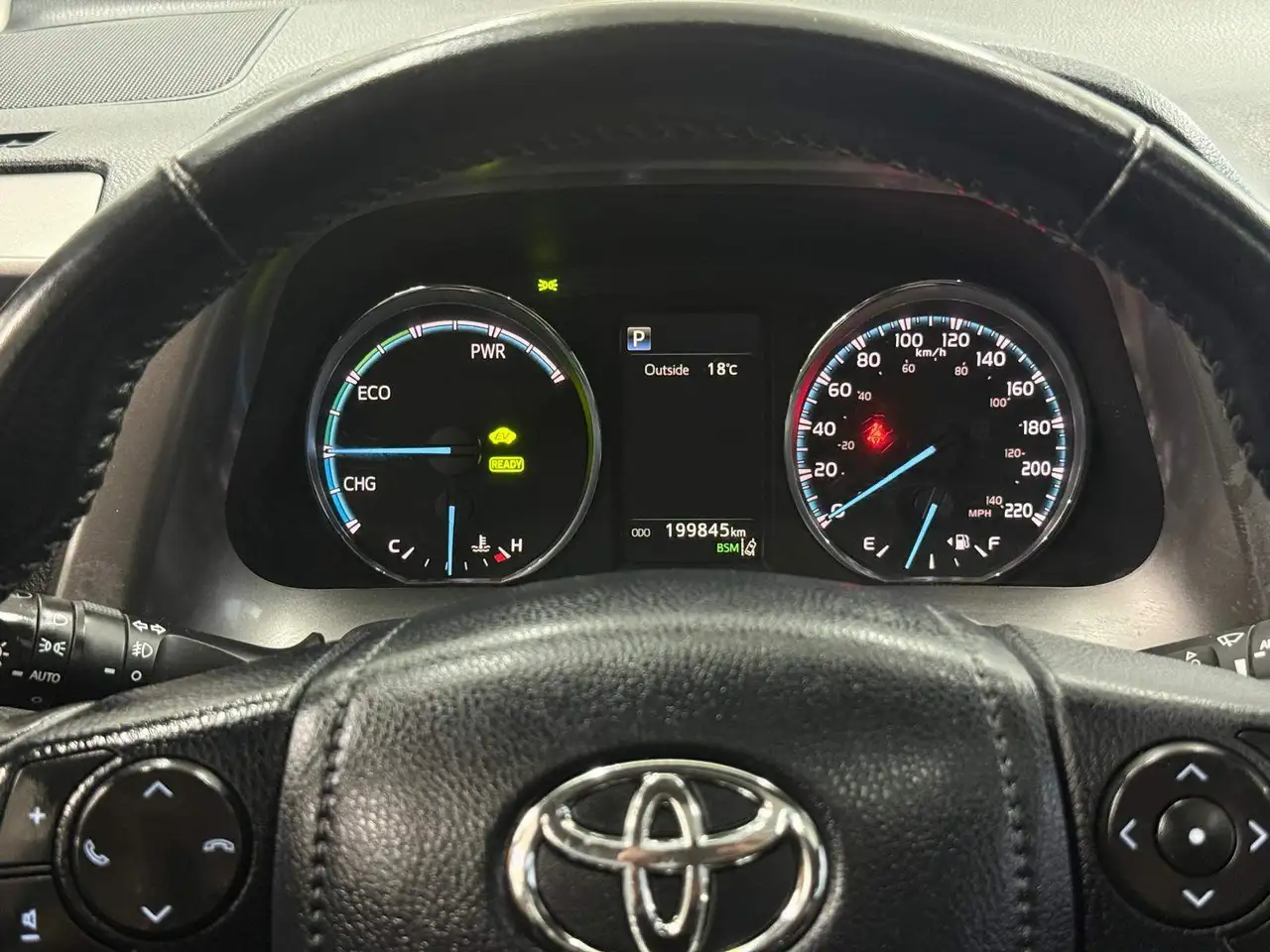 Toyota RAV 4 снимка Toyota RAV 4