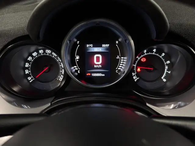 Fiat 500X view 27