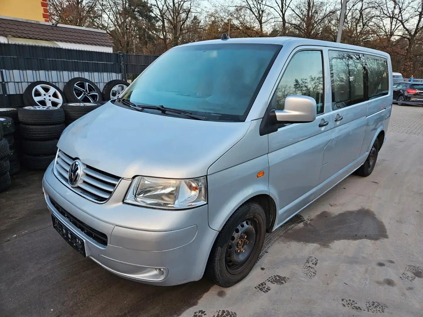 Volkswagen T5 Transporter Bus Shuttle lang Argintiu - 1