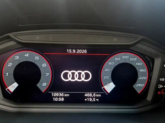 Audi A1 view 11