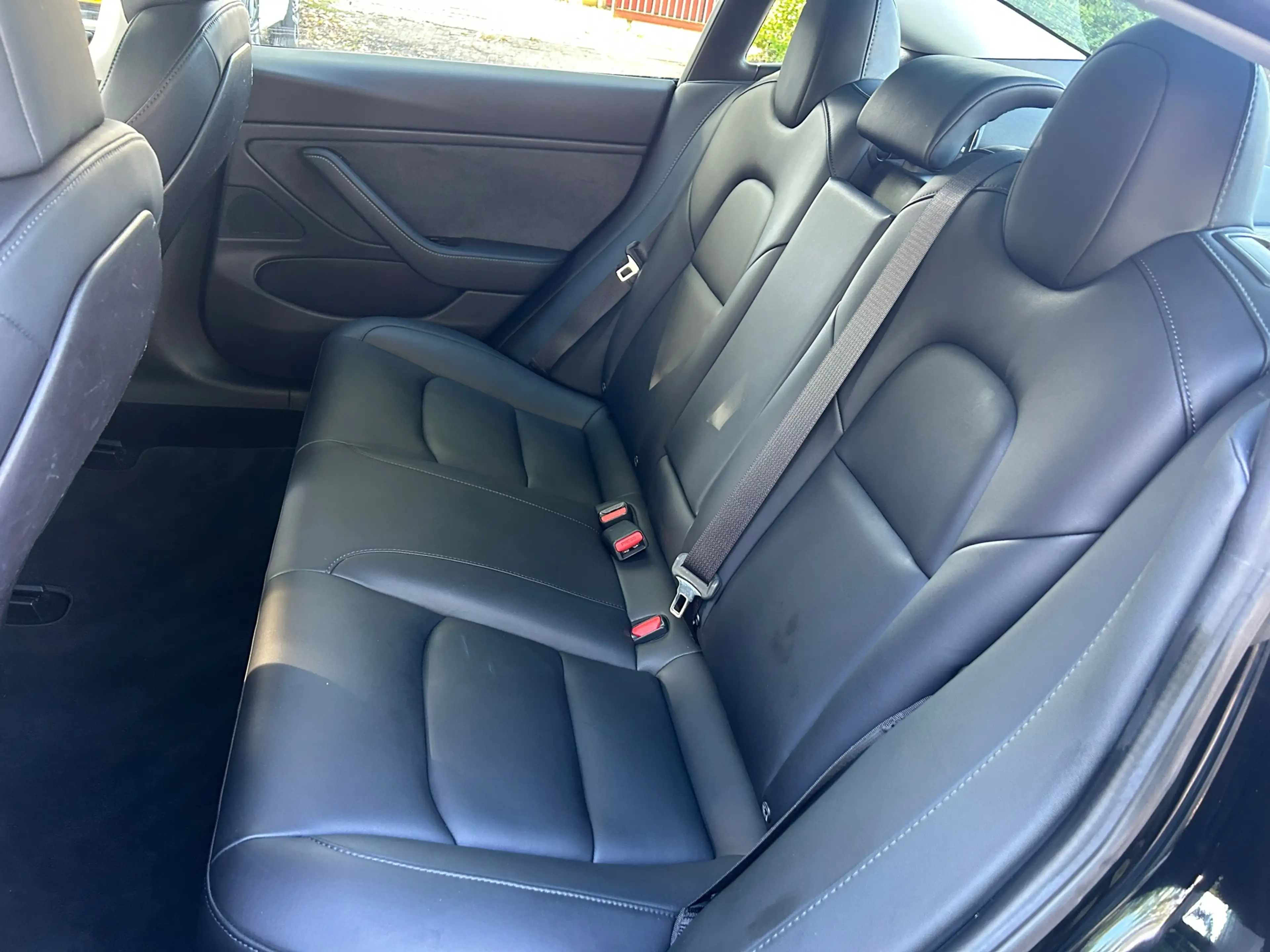 Tesla Model 3 Long Range AWD 75 kWh 87% SOH Trekhaak Rijklaarpri — photo 18