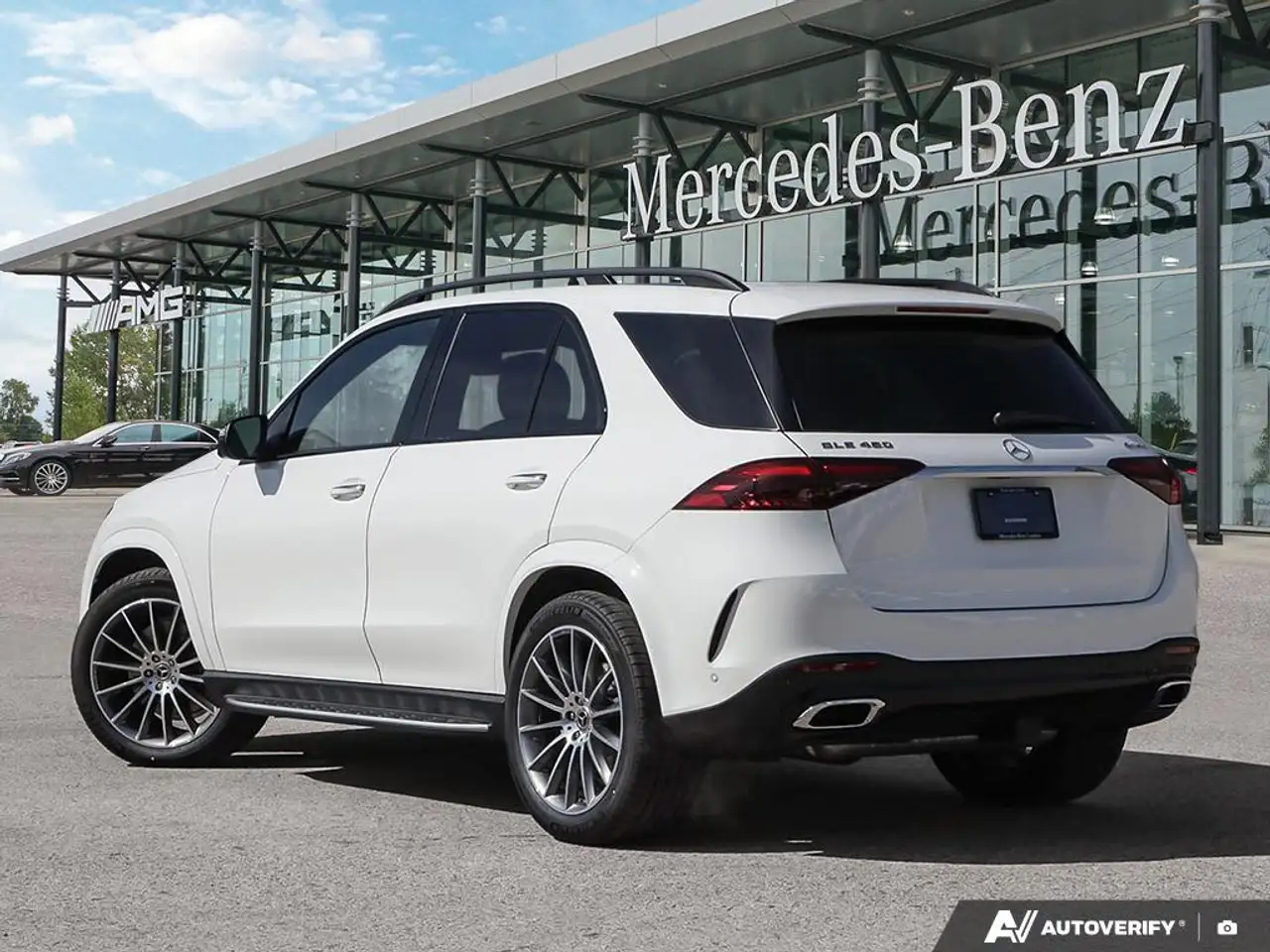 Mercedes-Benz GLE снимка Mercedes-Benz GLE