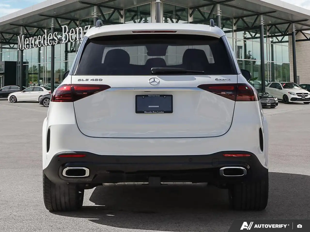Mercedes-Benz GLE снимка Mercedes-Benz GLE