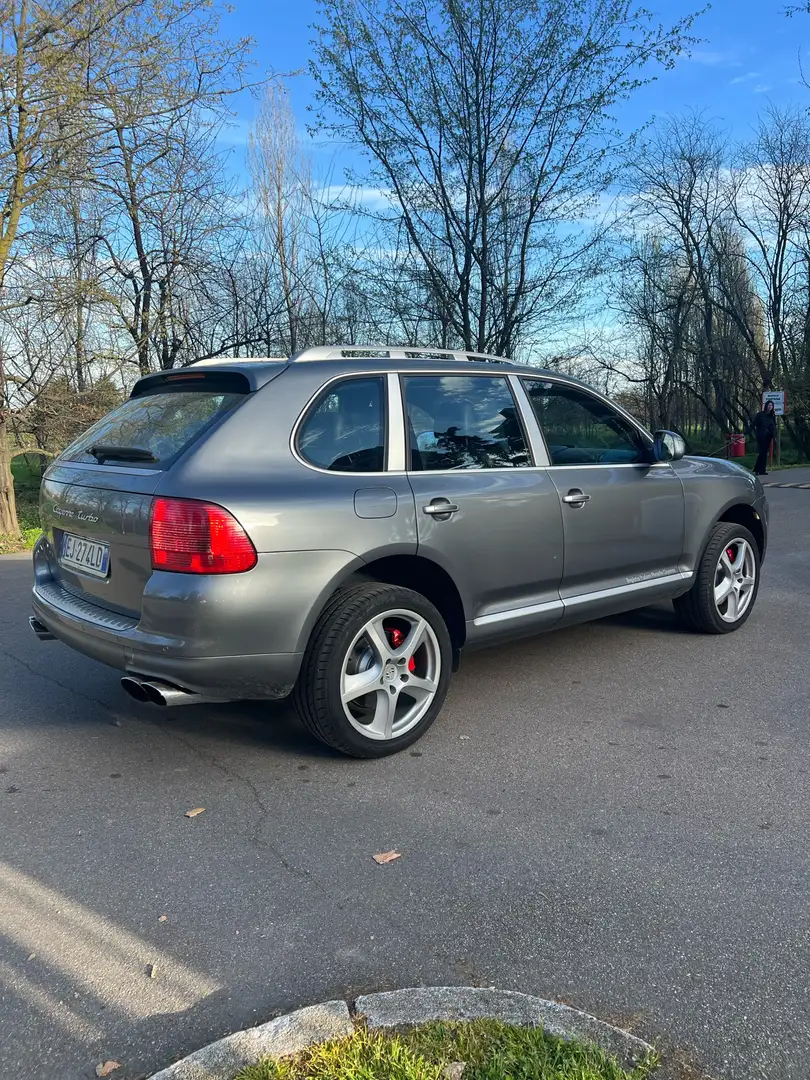 Porsche Cayenne 4.5 Turbo tiptronic Bose Gancio traino Grigio - 2
