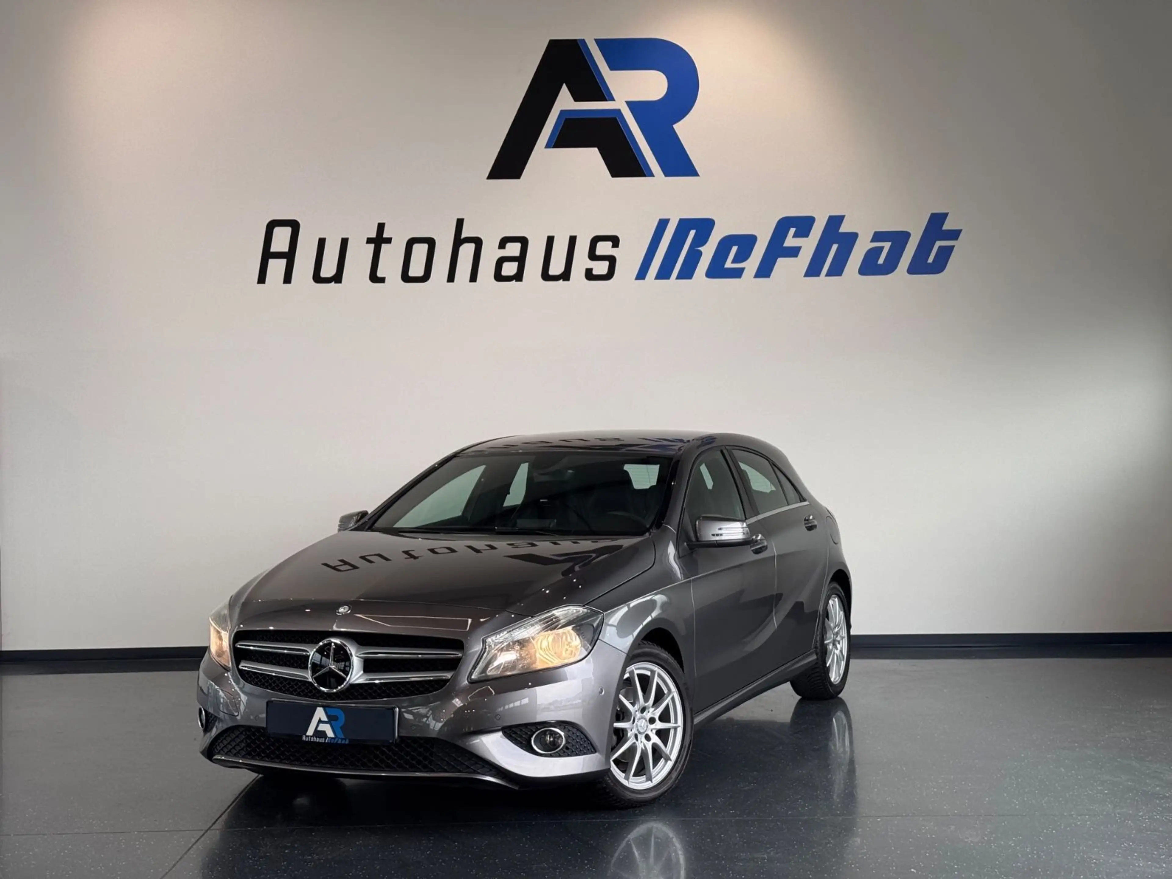 Mercedes-Benz A 180 CDI/d BlueEfficiency*PDC*SHZ*NAVI*T-LEDER*