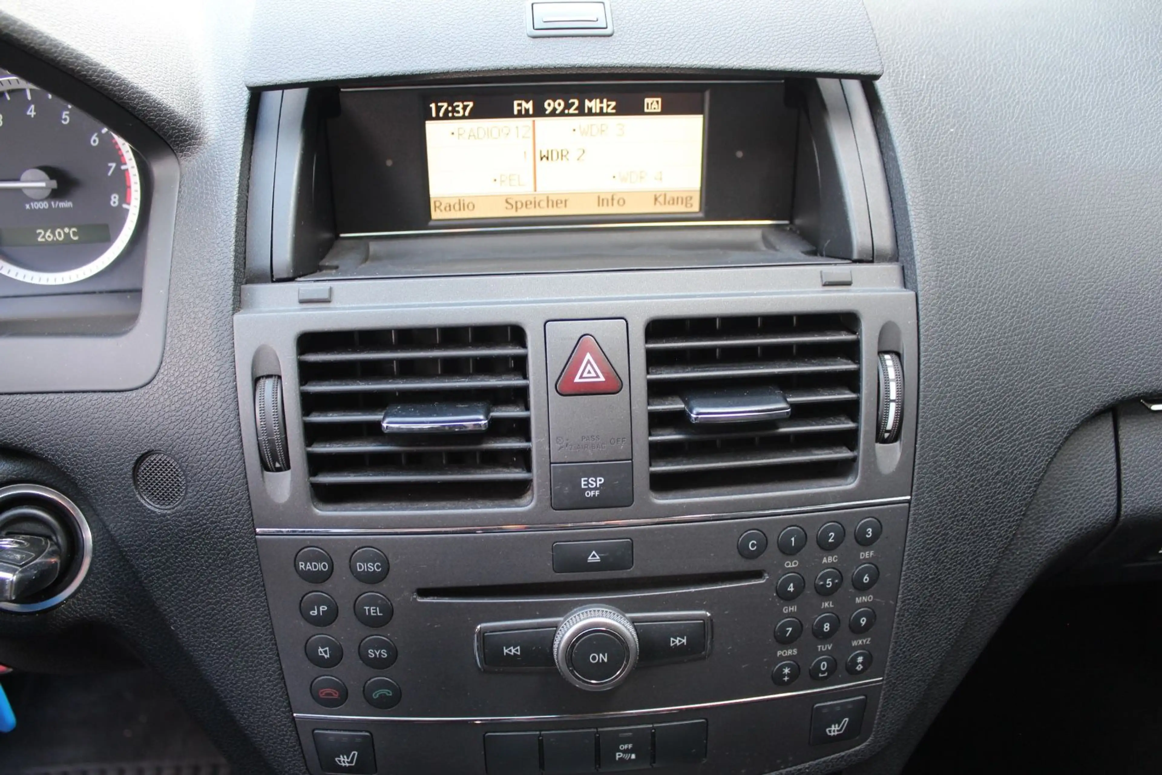 Mercedes-Benz C 180 CLASSIC BlueEfficiency KLIMA AHK PDC — photo 13