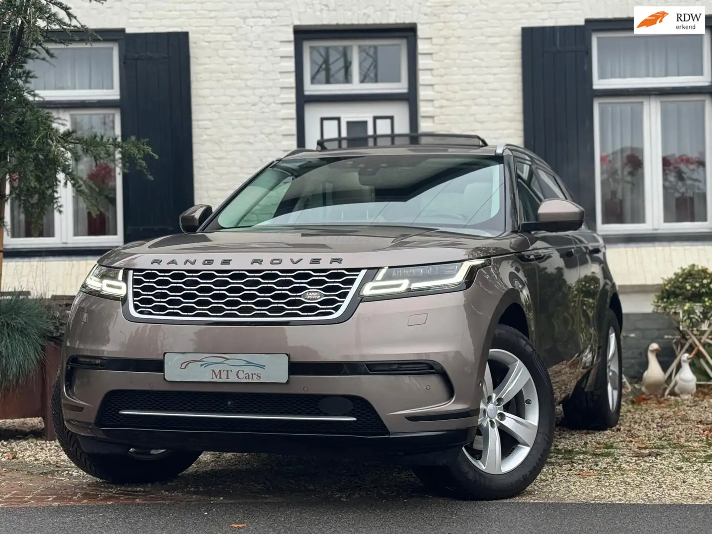 Land Rover Range Rover Velar 2.0 I4 AWD|Leder|Pano|Trekhaak| Hnědá - 1
