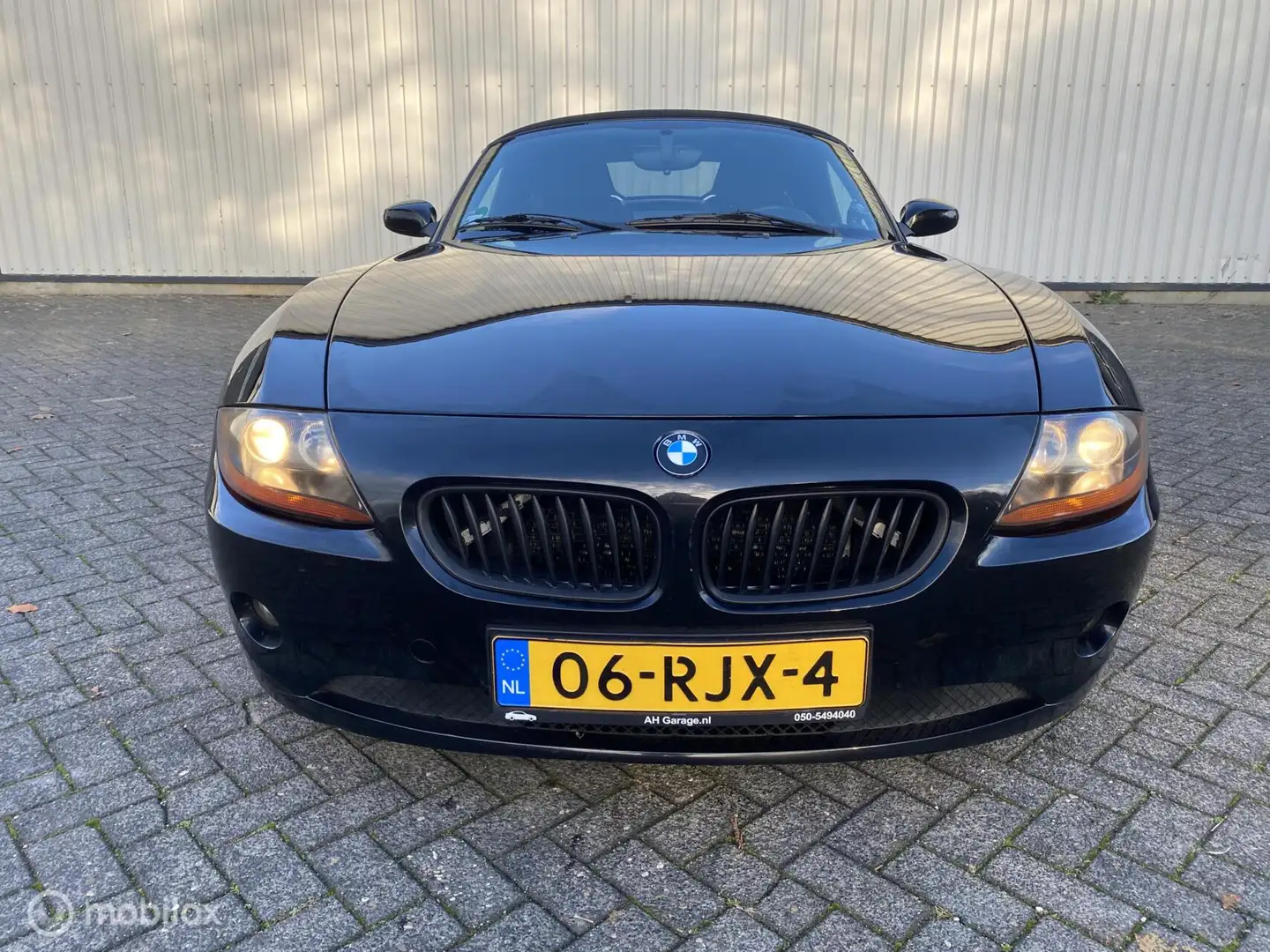 BMW Z4 Roadster 2.5i S Cabrio Schwarz - 2