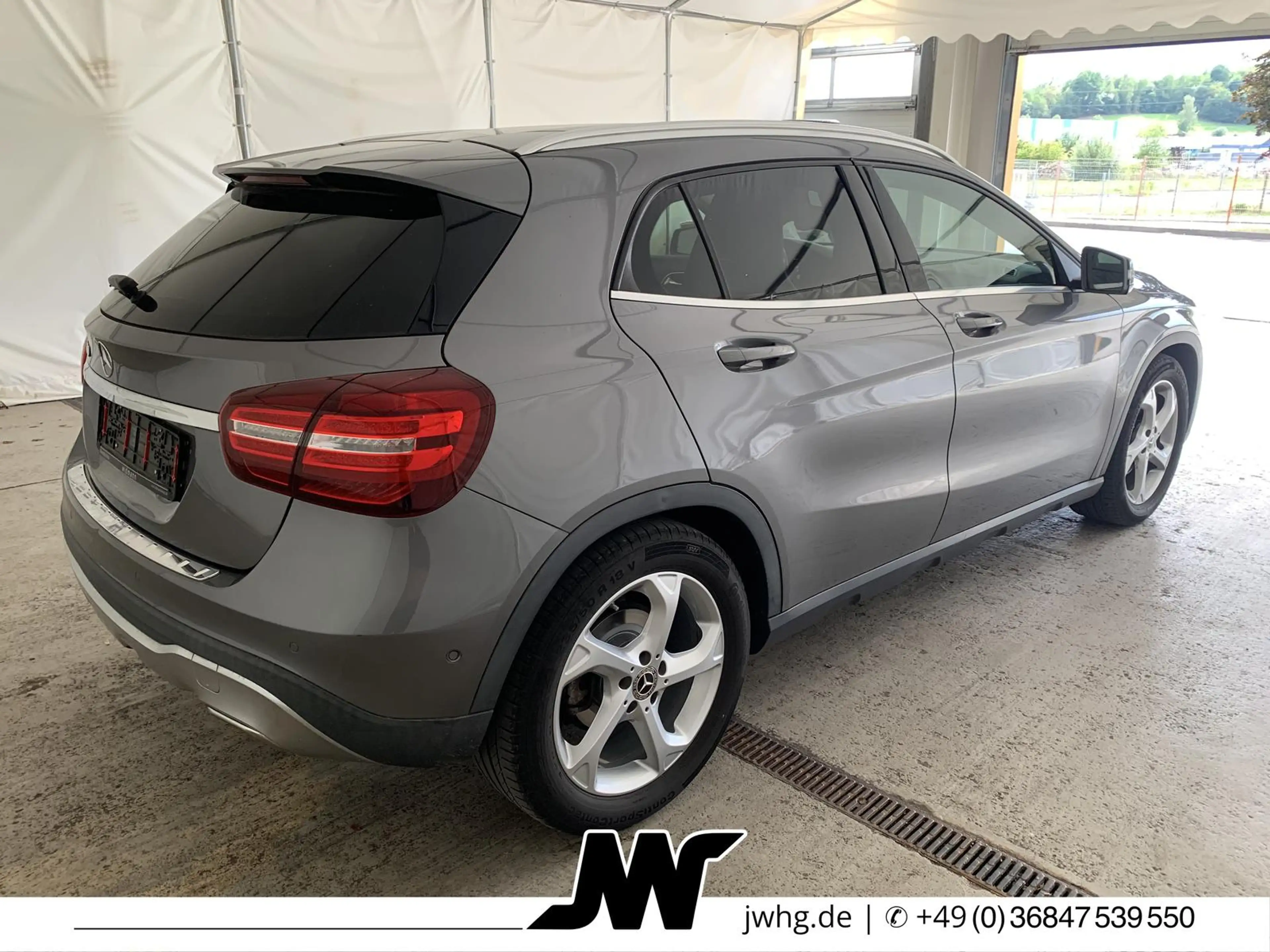 Mercedes-Benz GLA 180 Progressive HP-LED/KAMERA/AHK/CARPLAY — photo 4