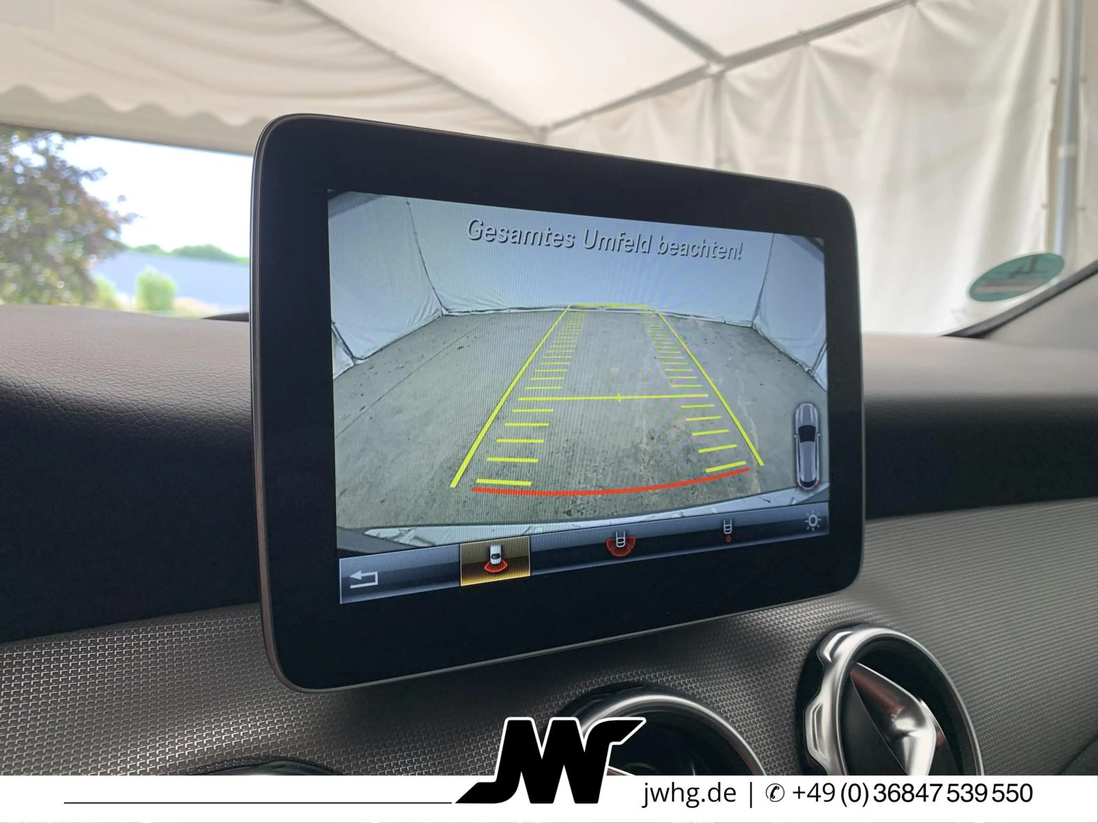 Mercedes-Benz GLA 180 Progressive HP-LED/KAMERA/AHK/CARPLAY — photo 13