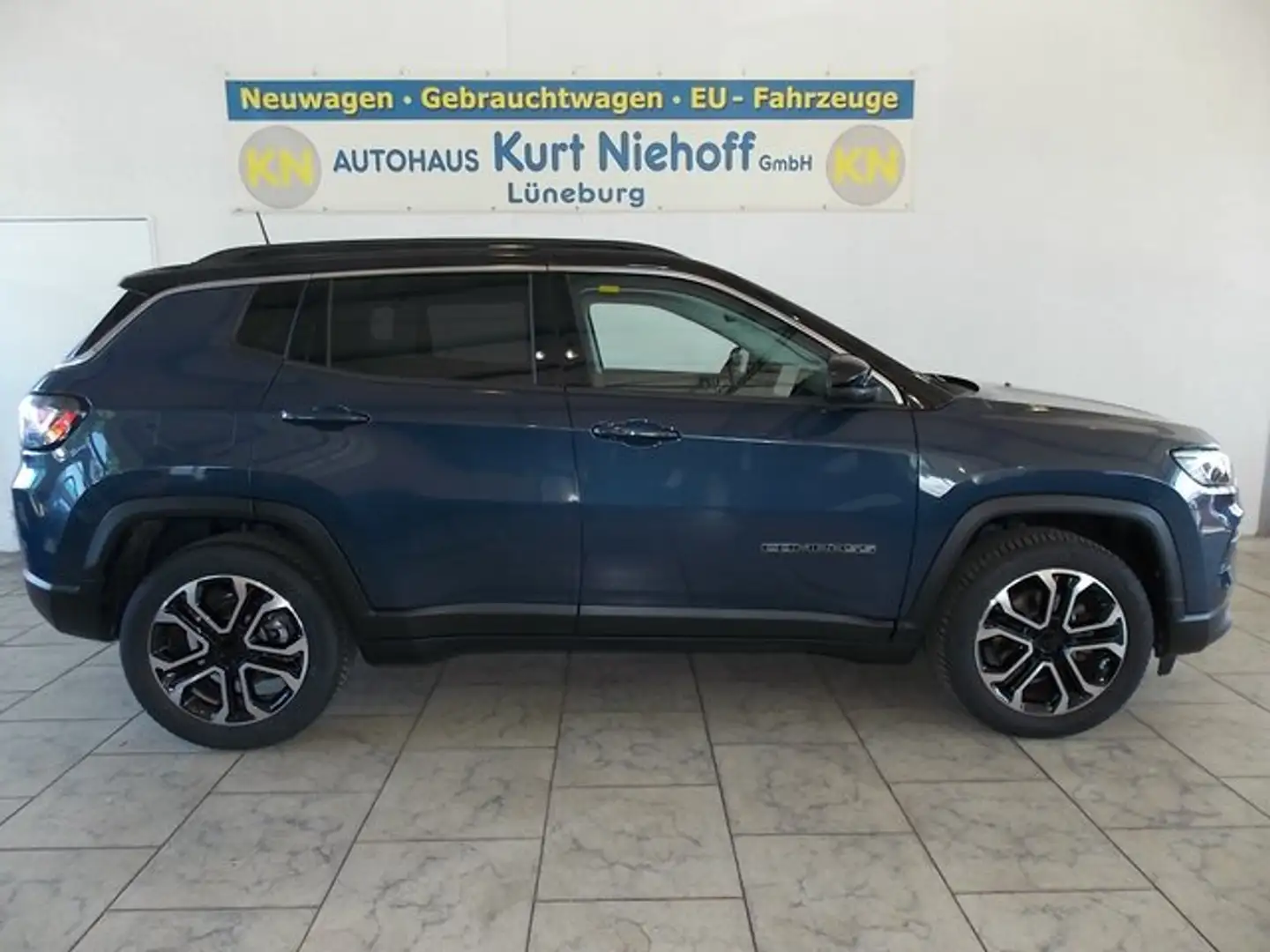 Jeep Compass Limited Mild-Hybrid FWD, Allwetter Blau - 1