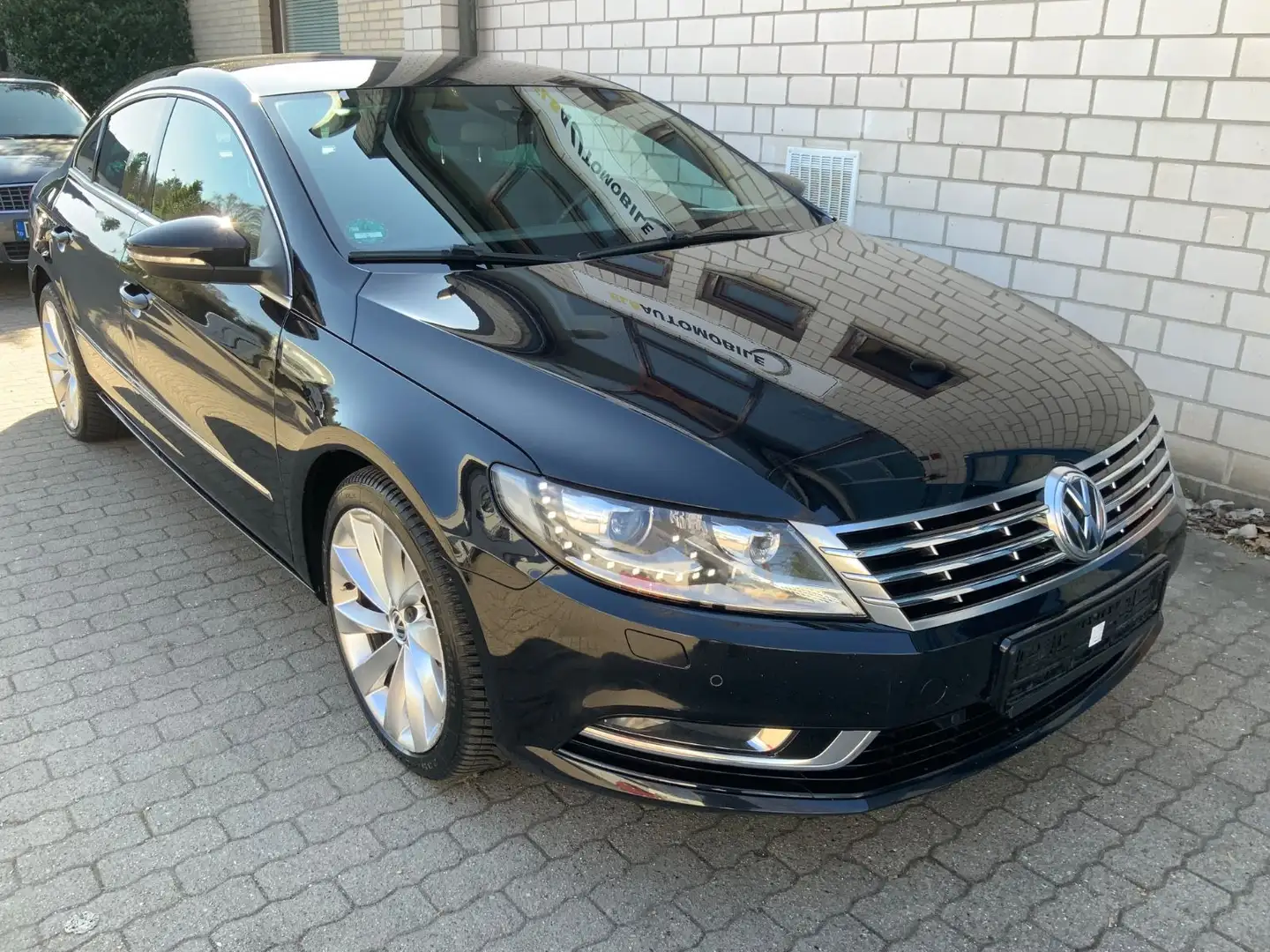 Volkswagen CC Sport-Paket Navi/Alcantara/Bi-Xenon/18Zoll Schwarz - 1