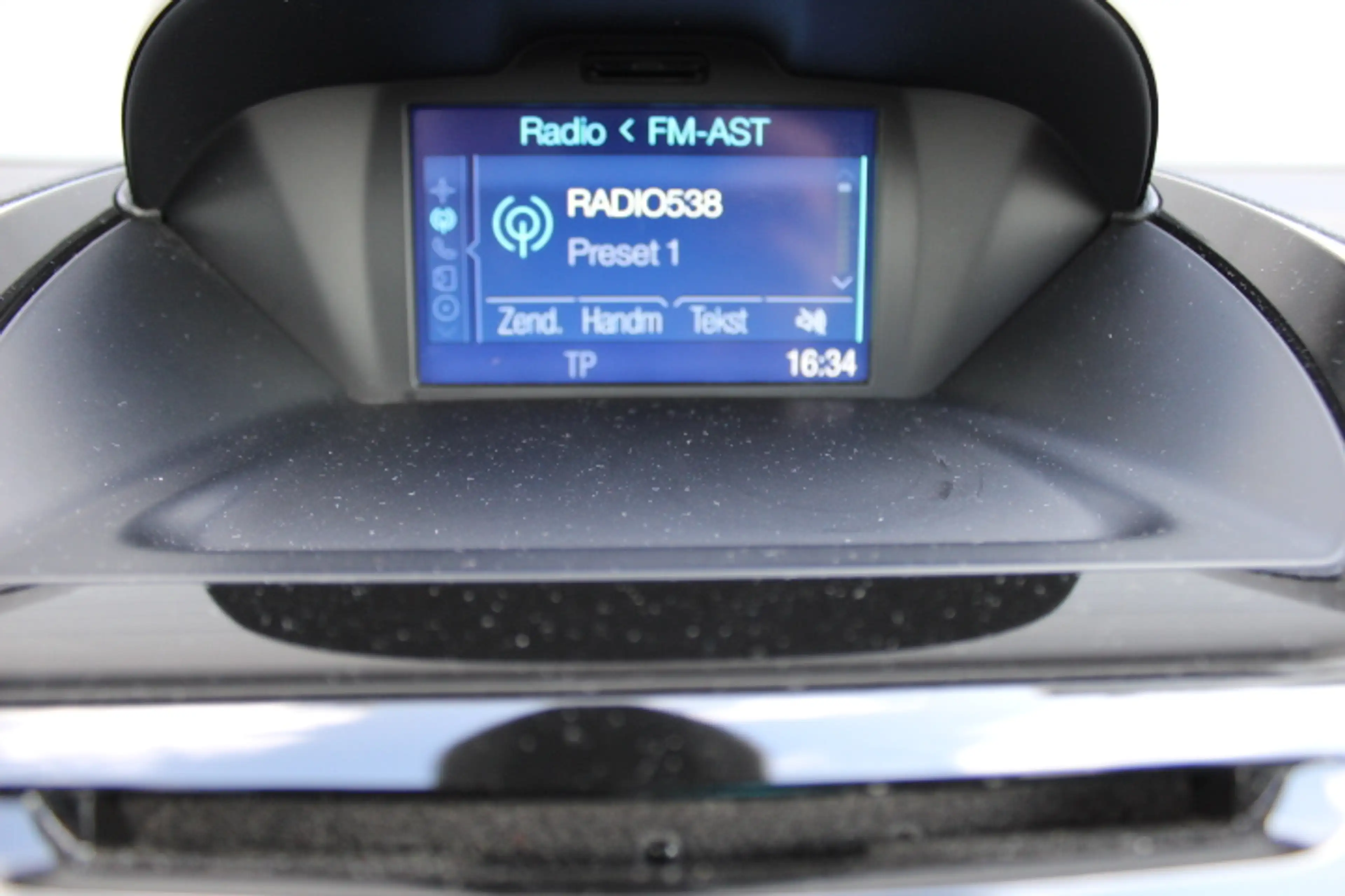 Ford B-Max 1.0 EcoBoost Titanium Navigatie, Cruise en Climate — photo 11