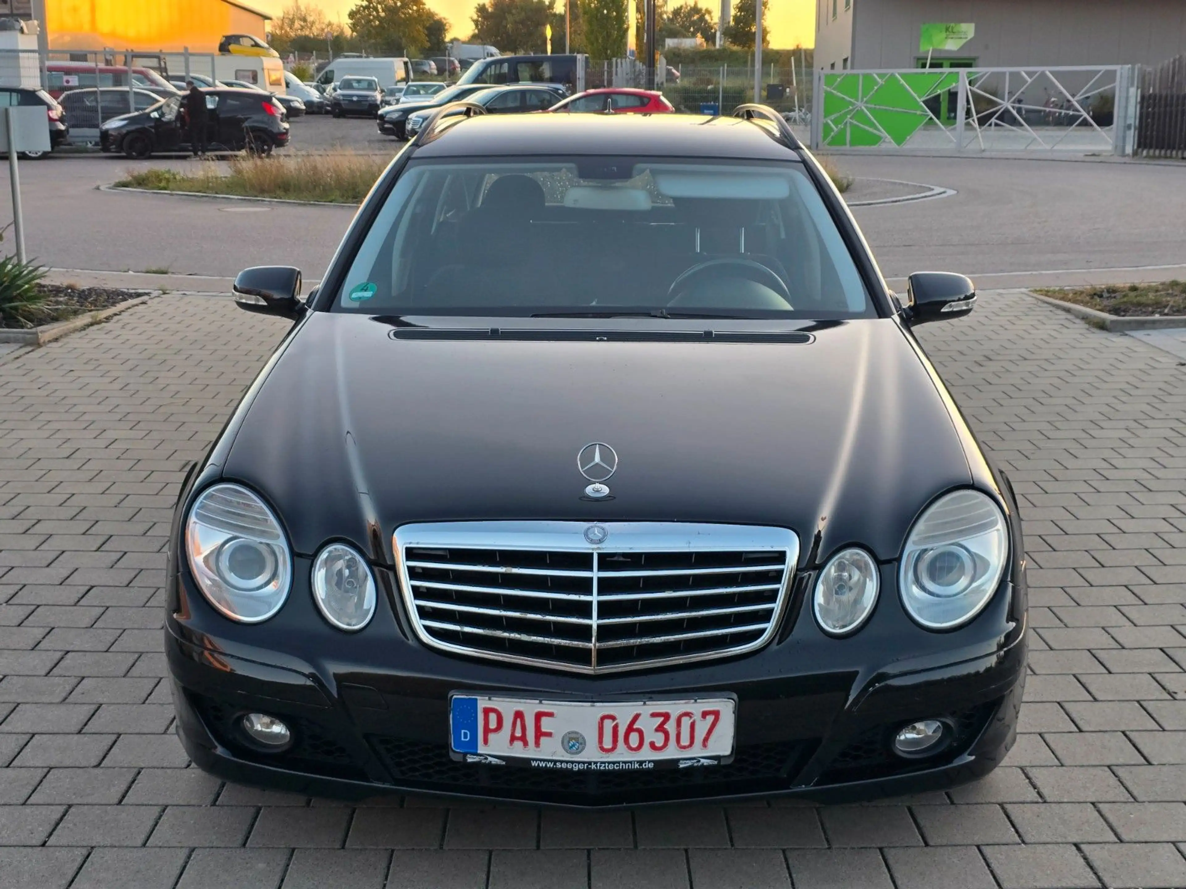 Mercedes-Benz E 200 E T-Modell E 200 CDI — photo 2