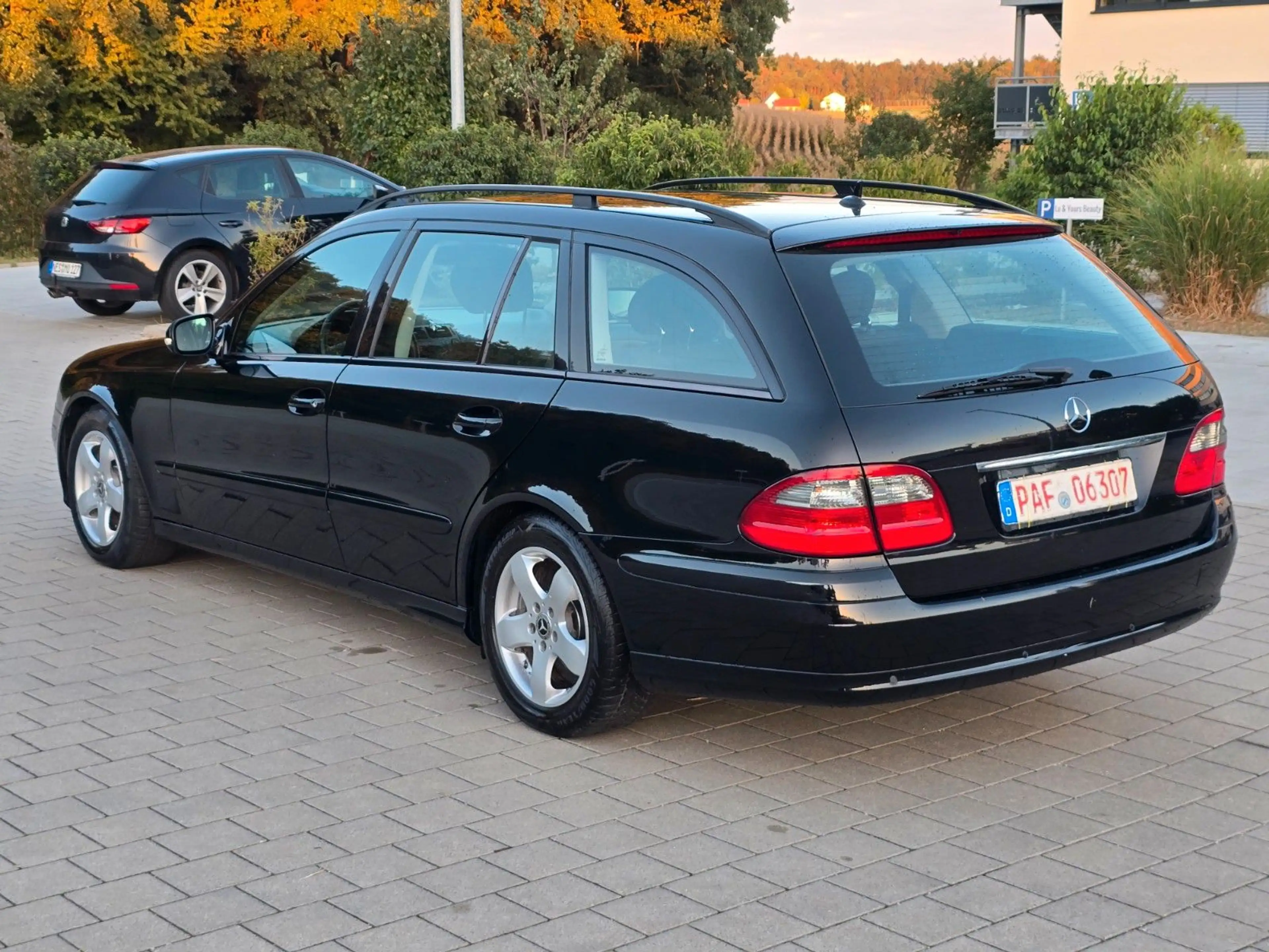 Mercedes-Benz E 200 E T-Modell E 200 CDI — photo 5