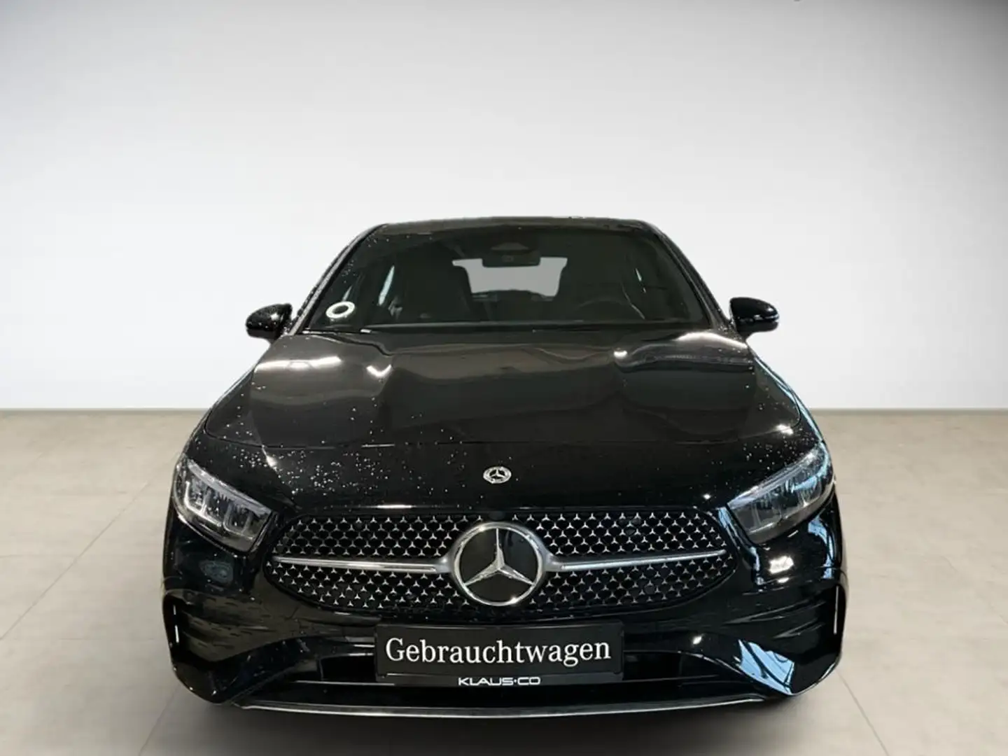 Mercedes-Benz A 200 AMG AUT Kam. KlimaA LED LM PDC ParkAss SHZ Zwart - 2