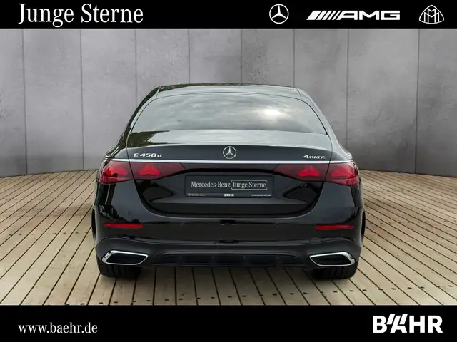Mercedes-Benz E-Class view 8