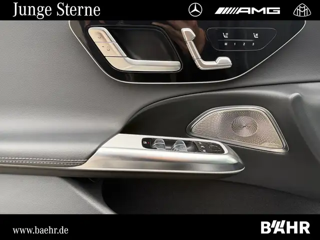 Mercedes-Benz E-Class view 14