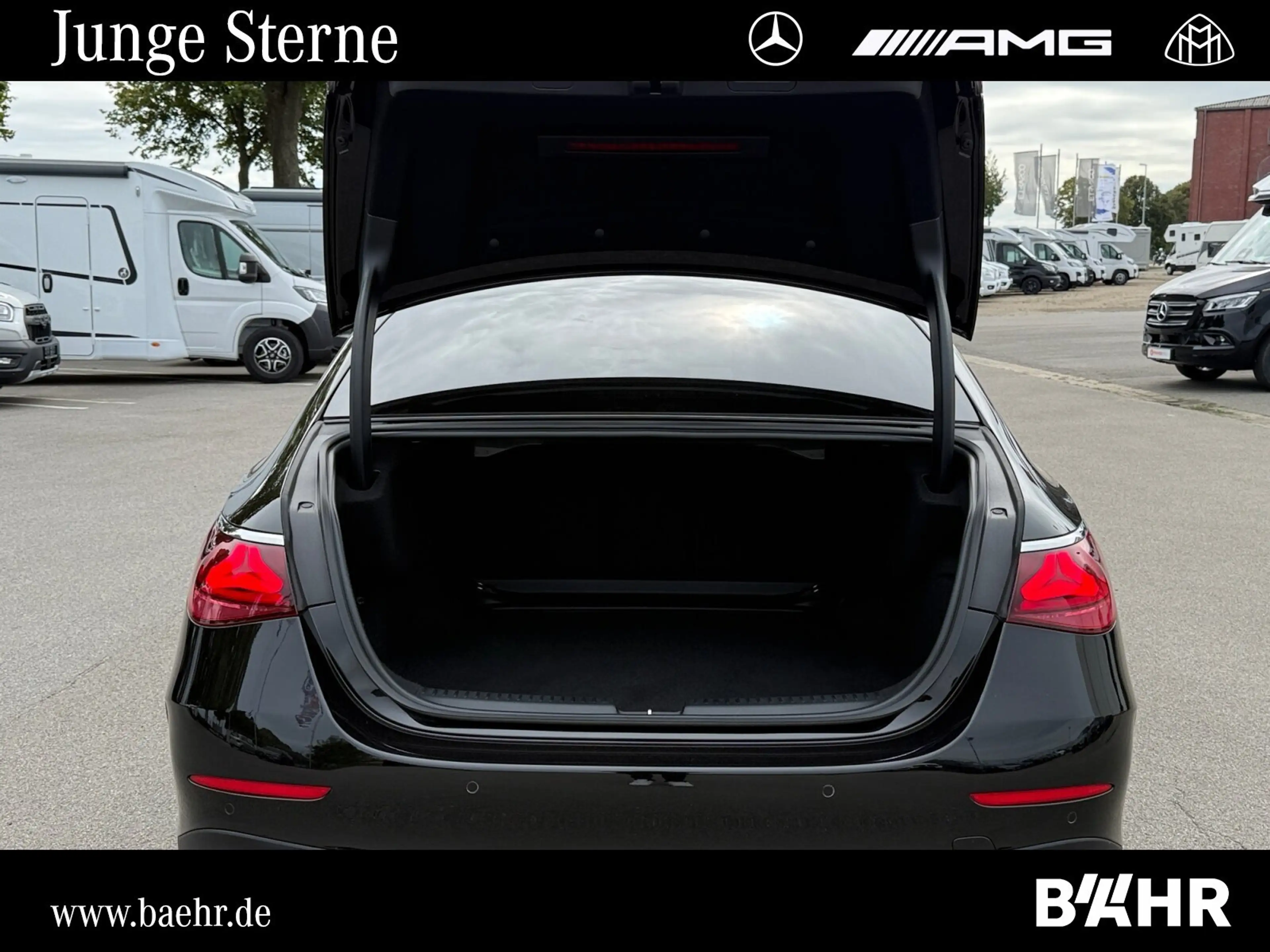 Mercedes-Benz E 450 E 450 d 4M AMG+Night/Pano/Burmester4D/360°/LMR20 — photo 15