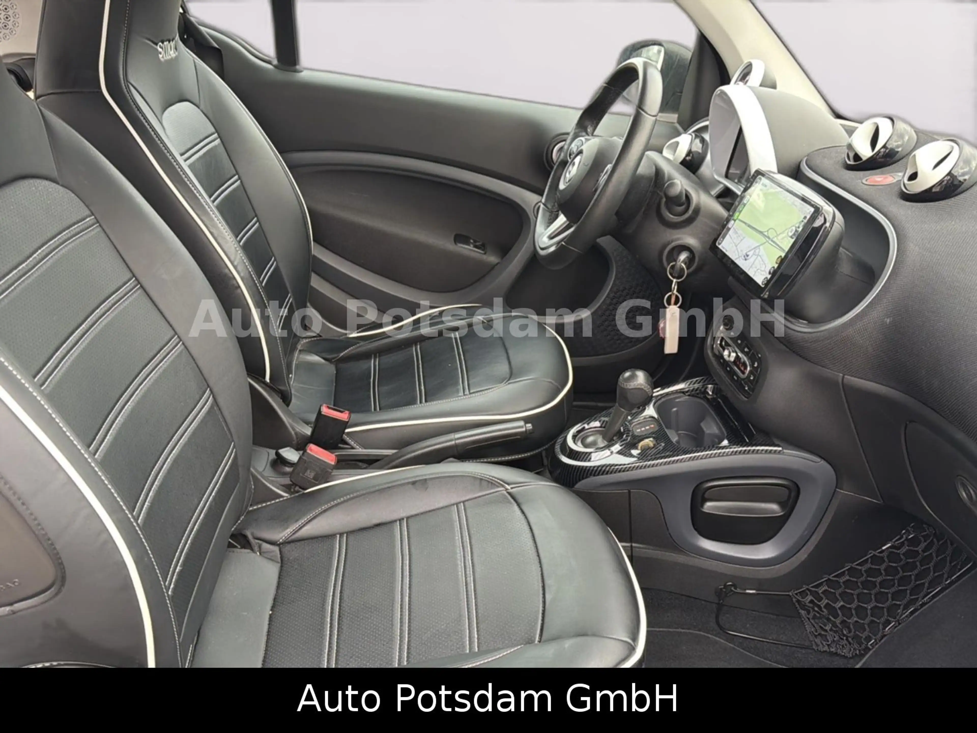 smart forTwo coupe EQ*Passion*Lenkradheizung — photo 12
