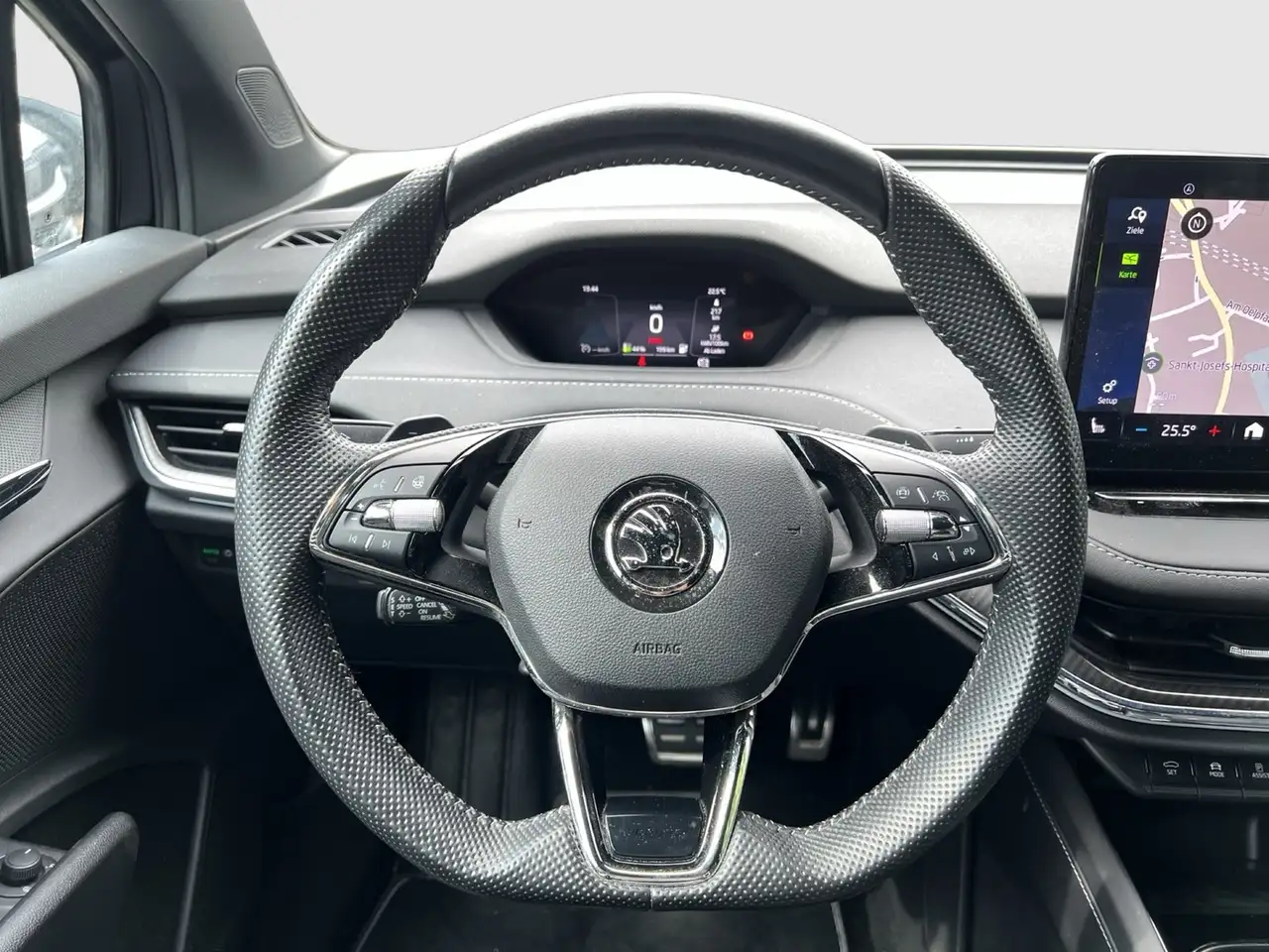 Skoda Enyaq 80x SPORTLINE 4X4 WÄRMEPUMPE CAM LM20 NAVI, миниатюра 12
