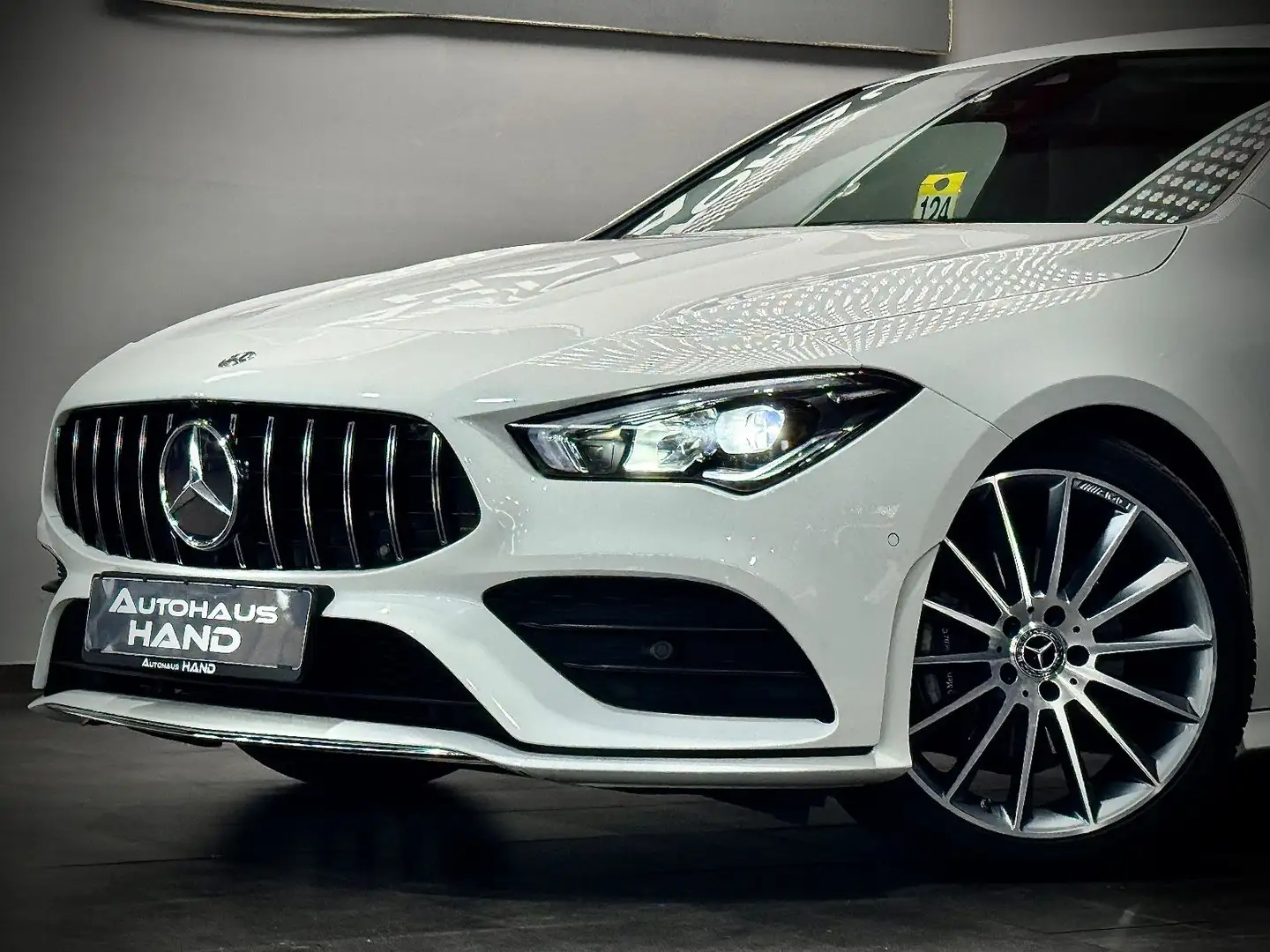 Mercedes-Benz CLA 180 *AMG-LINE*AUTOMAITK*MBUX*AMBIENTE* Weiß - 2