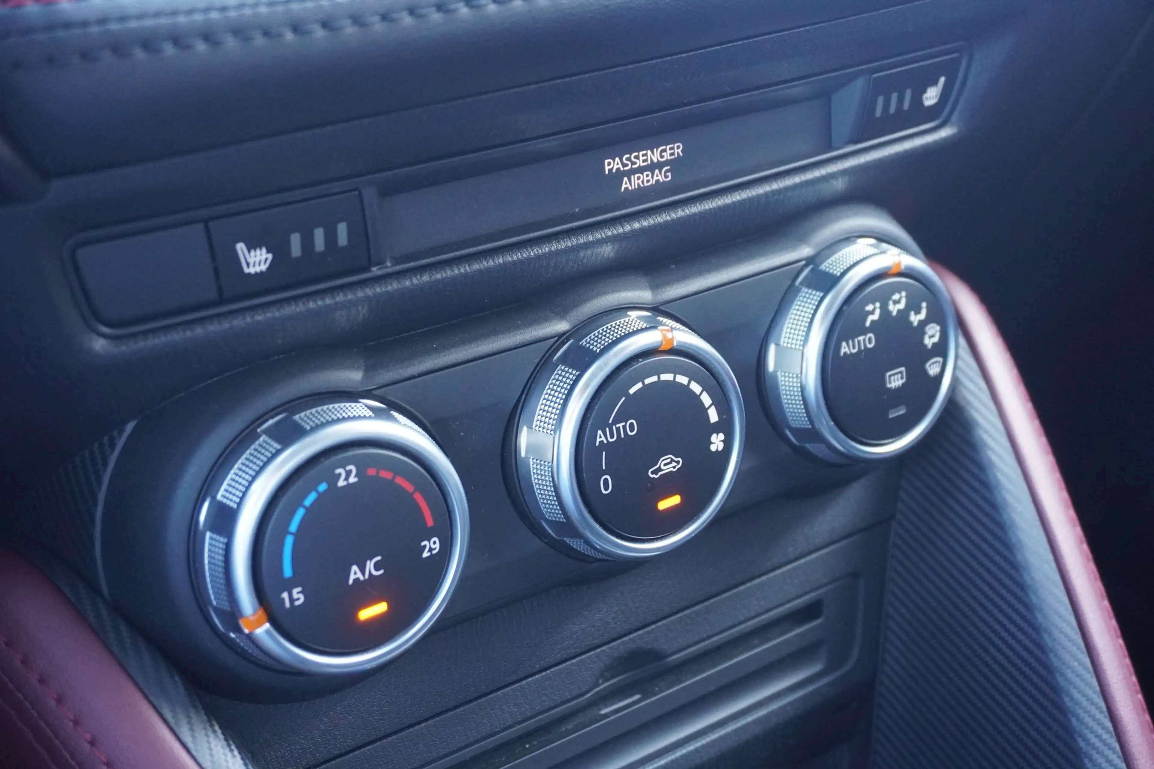 Mazda CX-3 2.0 Center-Line Navi Kamera Sitzheizung DAB — photo 19