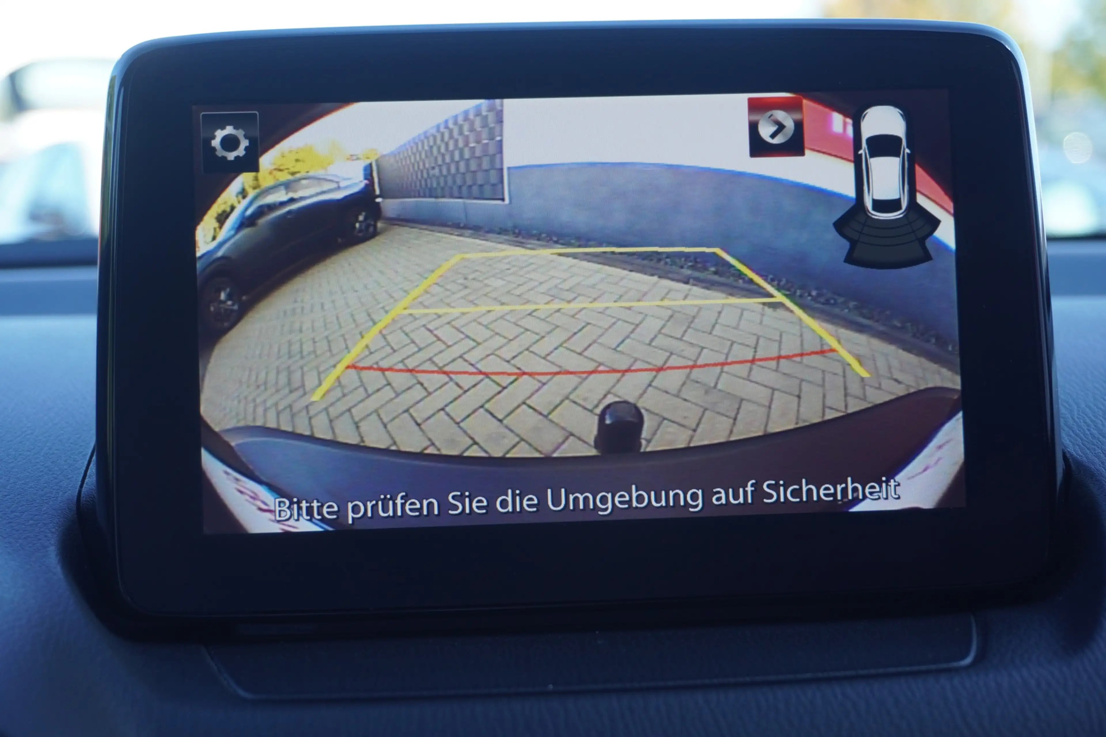 Mazda CX-3 2.0 Center-Line Navi Kamera Sitzheizung DAB — photo 18