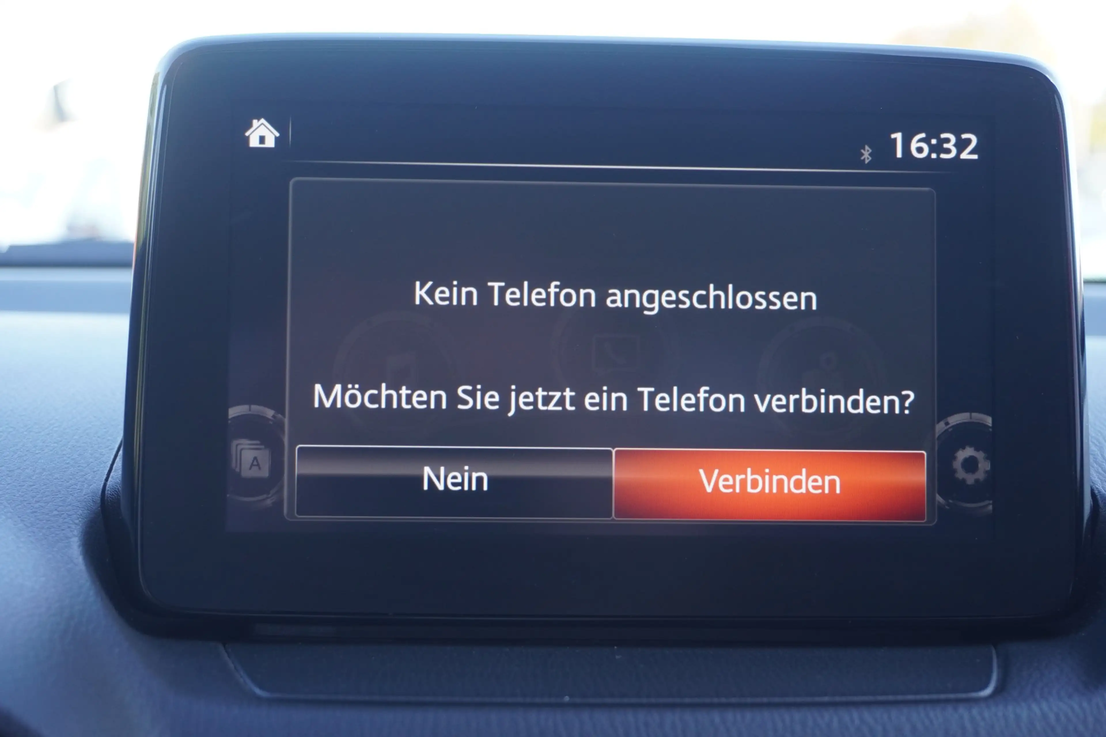 Mazda CX-3 2.0 Center-Line Navi Kamera Sitzheizung DAB — photo 14