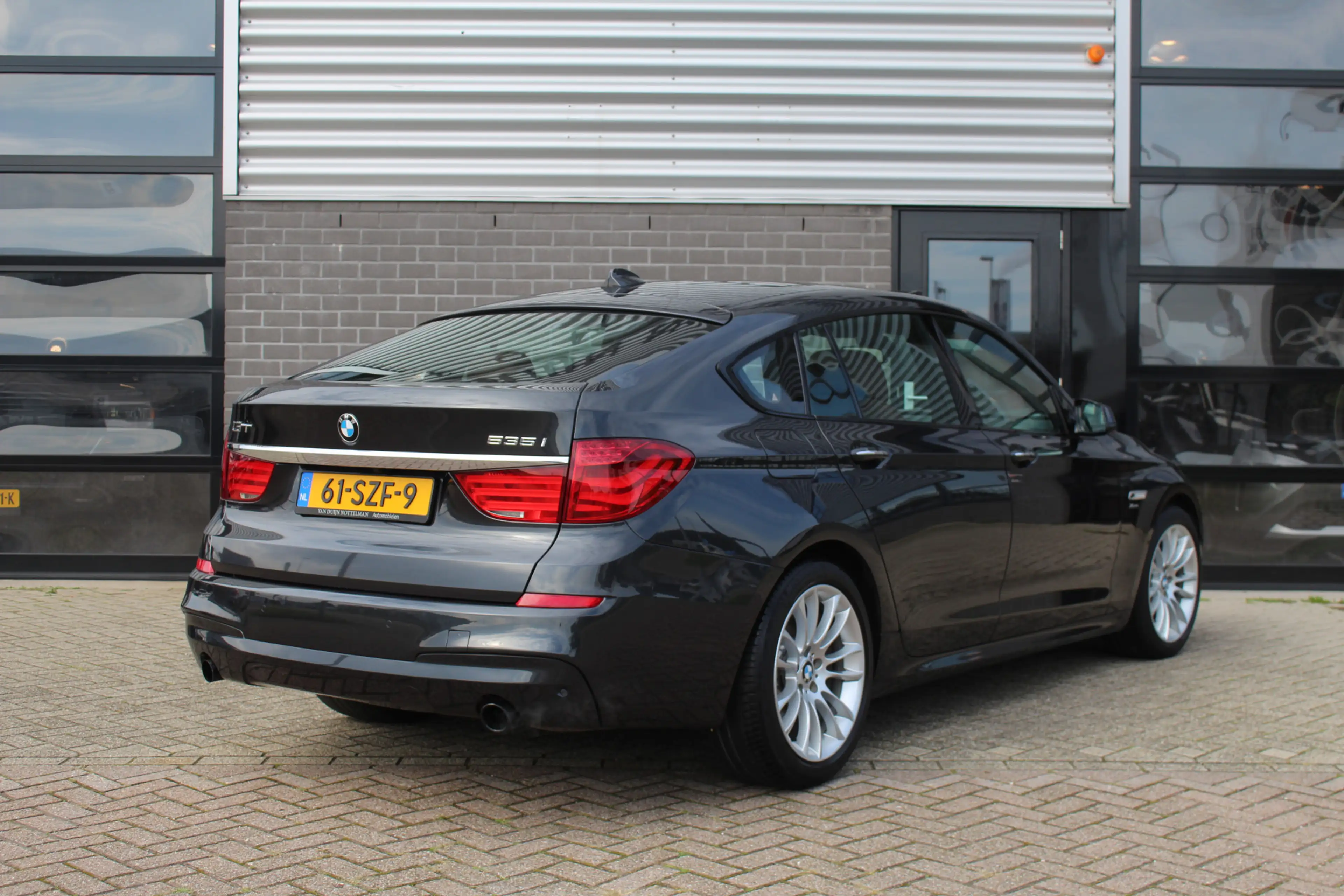 BMW 535 5-serie Gran Turismo 535xi High Executive / M Spor — photo 3