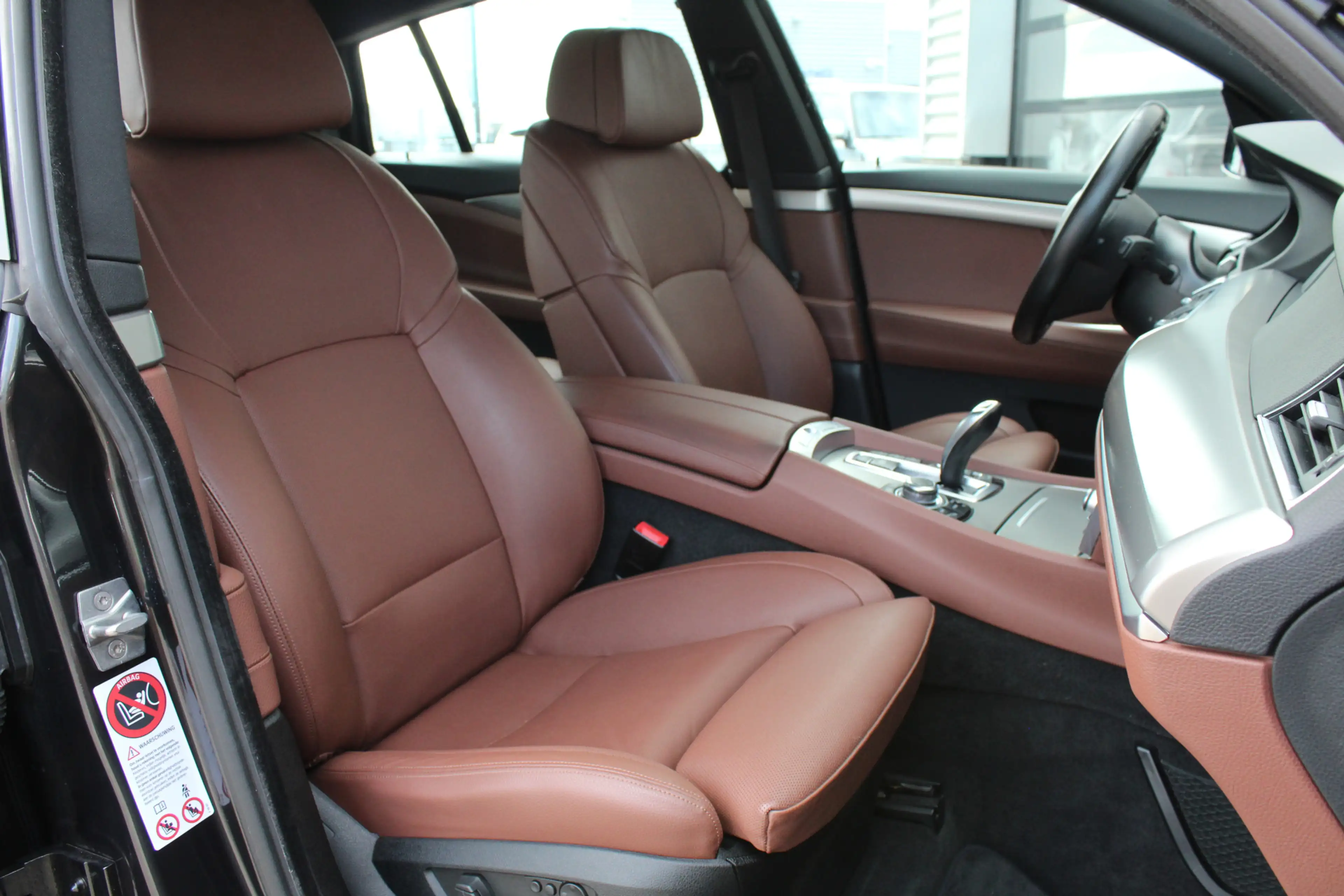 BMW 535 5-serie Gran Turismo 535xi High Executive / M Spor — photo 10