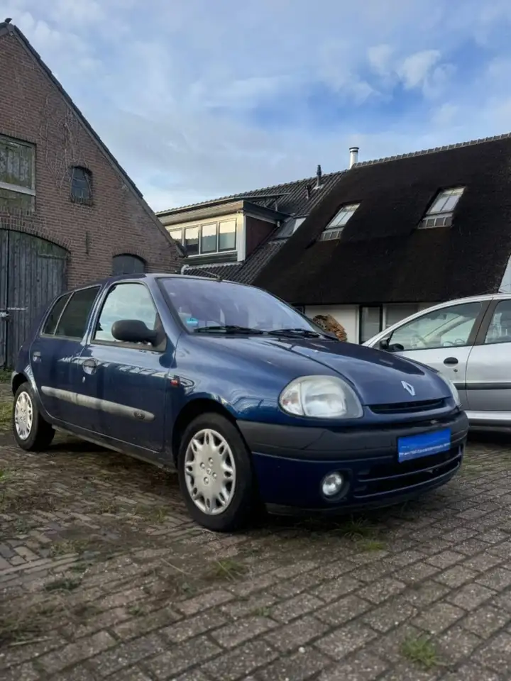 Renault Clio 1.6 Automatik Initiale