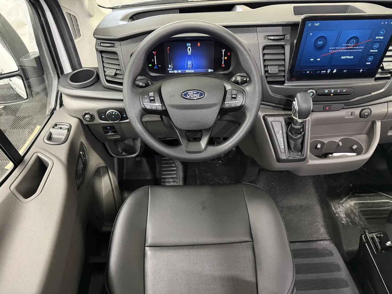 Ford Transit Cargo Van снимка Ford Transit Cargo Van