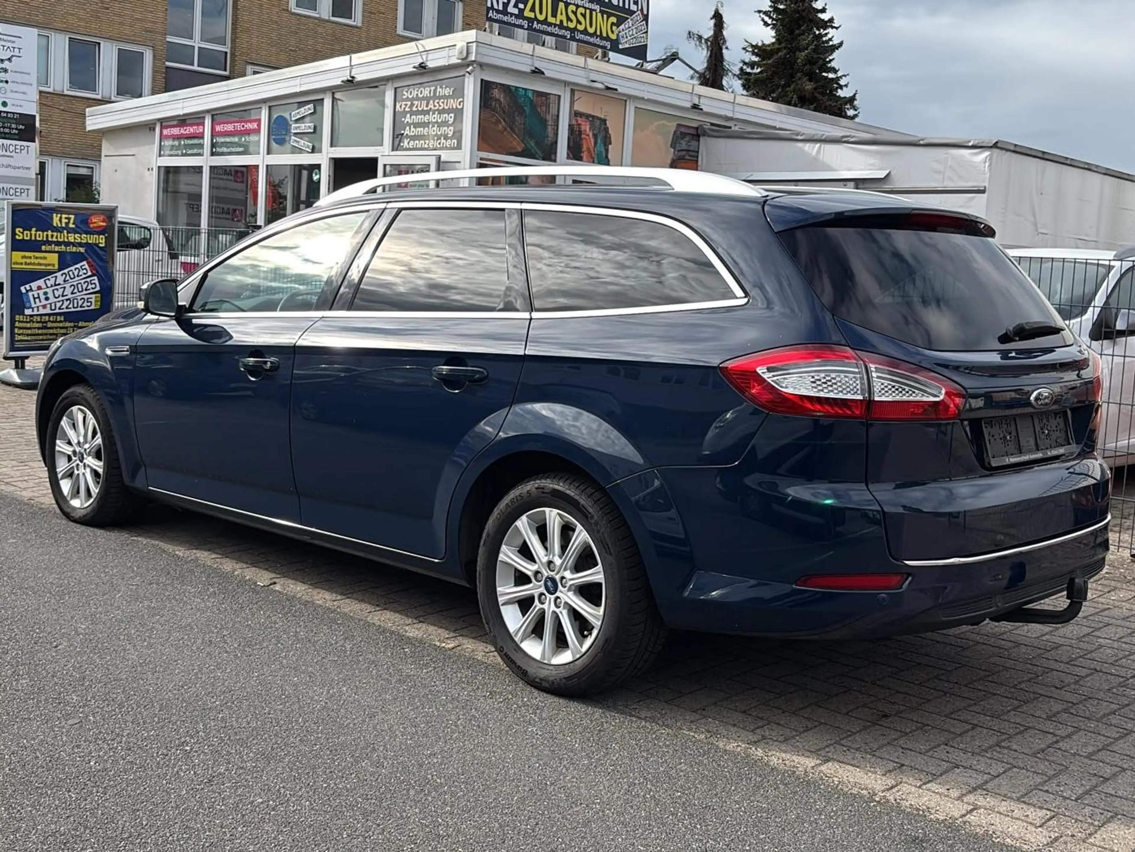 Ford Mondeo Titanium Klimaaut. Alu. Nav. PDC. Euro5 — photo 4