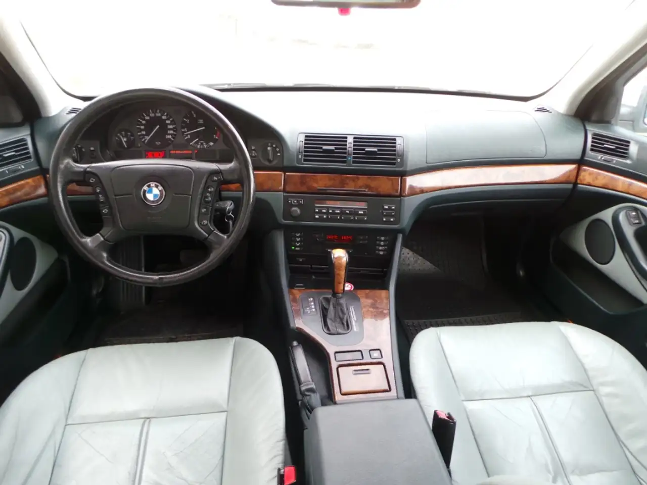 BMW 523 5-serie 523i Executive ( INRUIL MOGELIJK ), foto 2