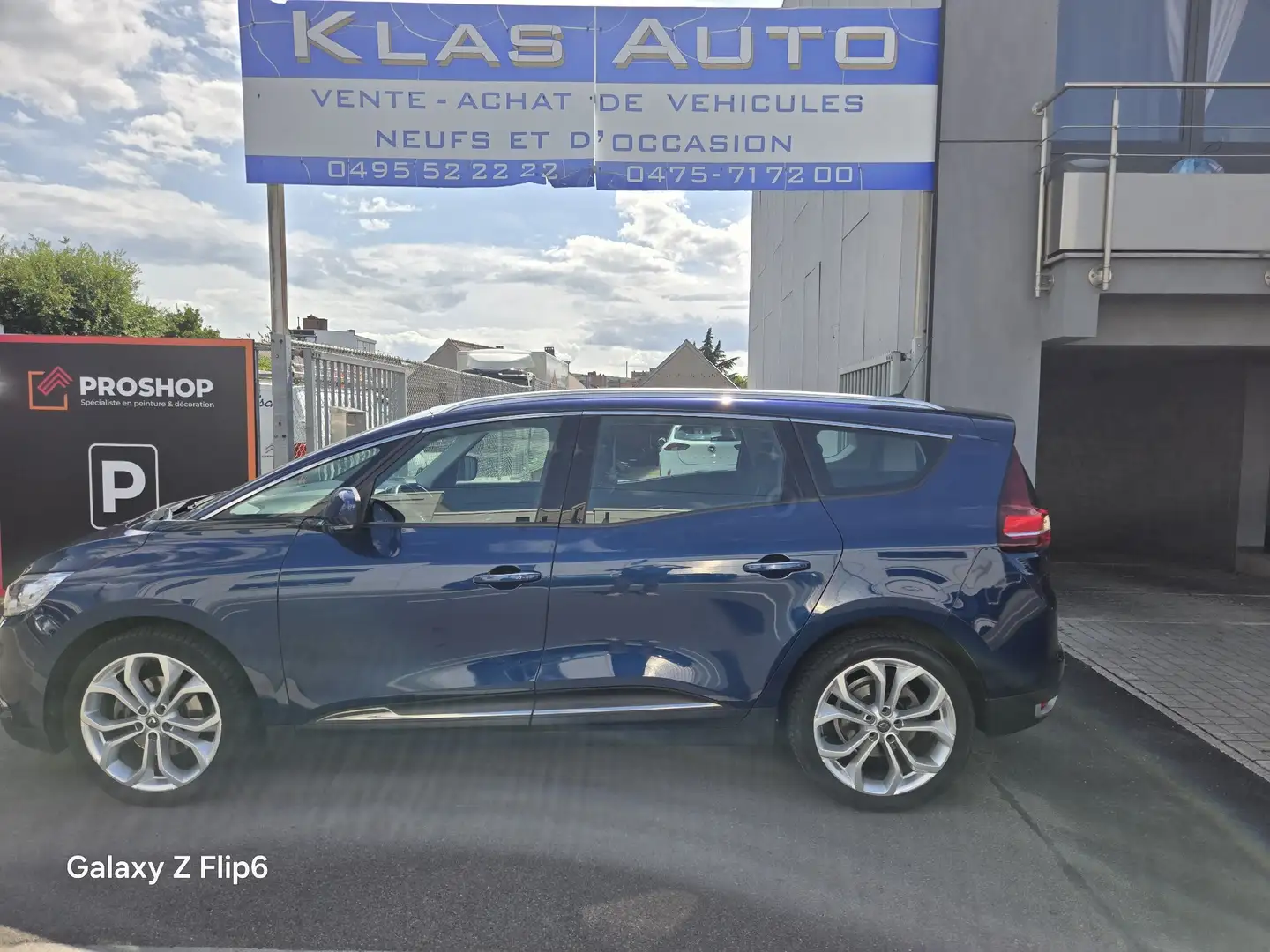 Renault Scenic Scenic 1.7 Blue dCi Black Edition (EU6.2) Bleu - 1