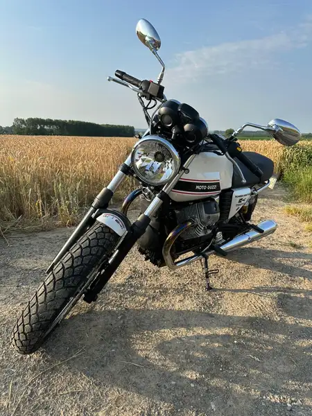 Moto Guzzi V7 - foto 7