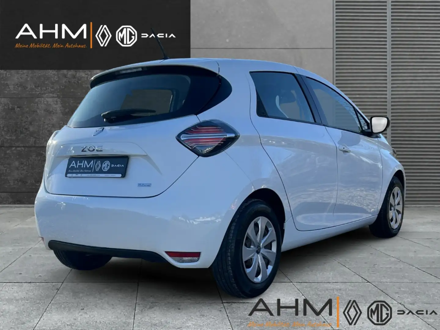 Renault ZOE LIFE ZE40 R110 Winterp. 8fach Reifen Mietakku Weiß - 2