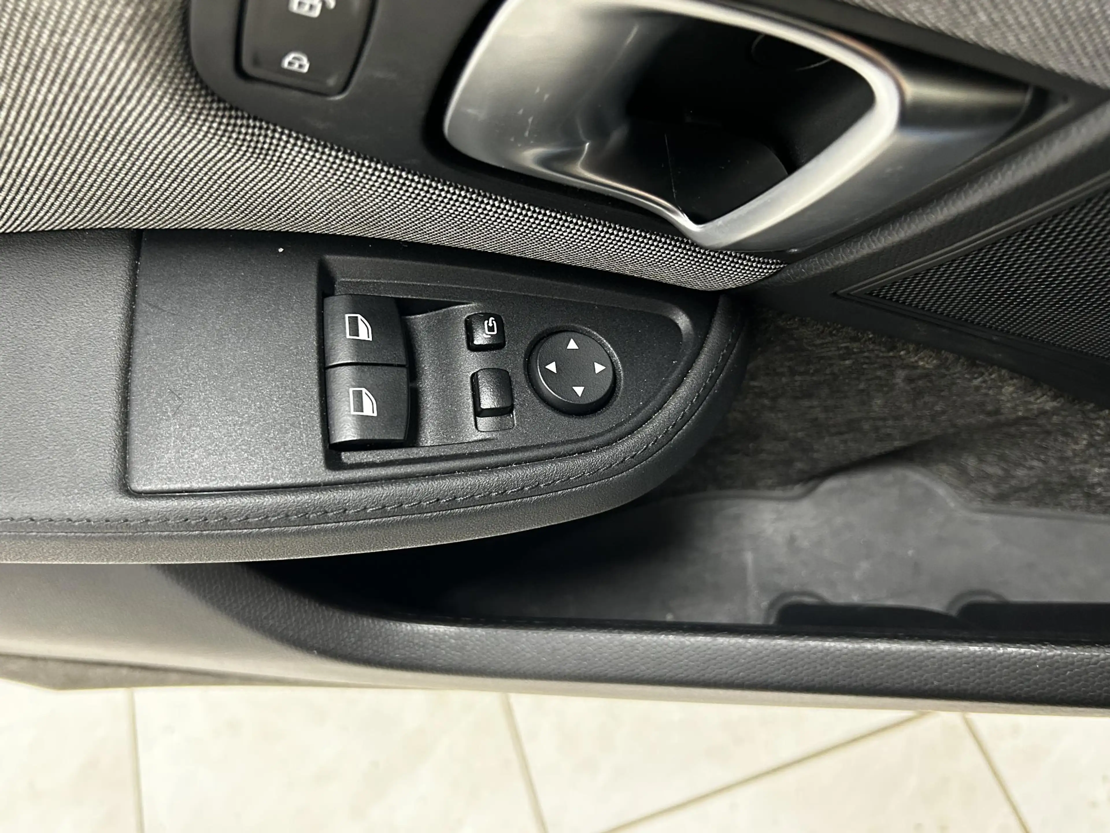 BMW i3 Business Edition 120Ah 42 kWh NAVIGATIE | PARKEERS — photo 18