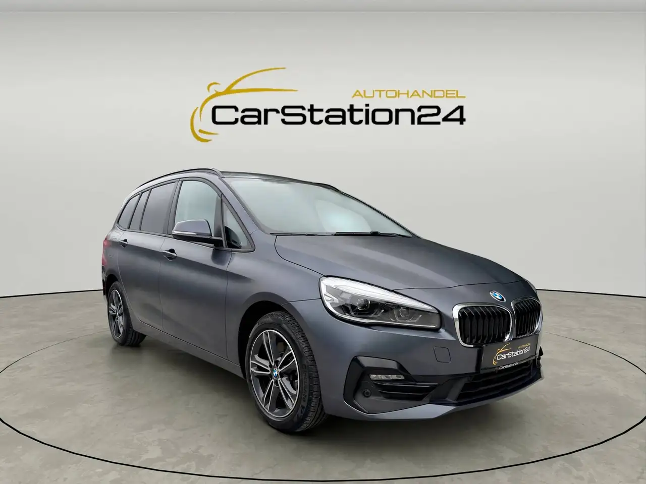 BMW 218 d xDrive Sport Line *1BESITZ*TEILLEDER*SPORTSIZ*HECKCAM*LED*AMBIENTE*ANHÄNGERK*, миниатюра 4