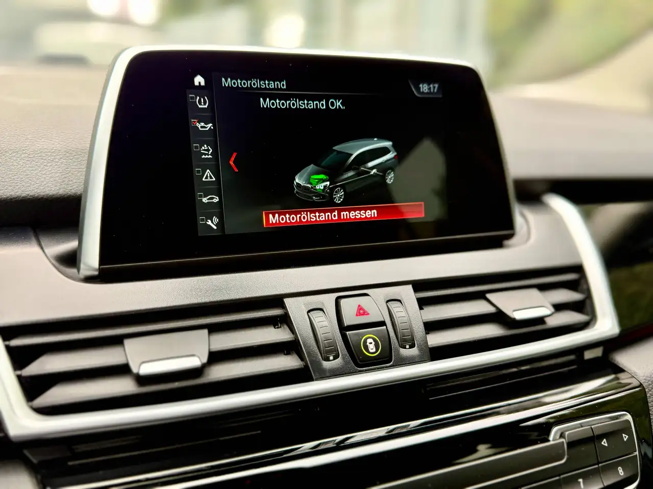 BMW 218 d xDrive Sport Line *1BESITZ*TEILLEDER*SPORTSIZ*HECKCAM*LED*AMBIENTE*ANHÄNGERK*, миниатюра 28