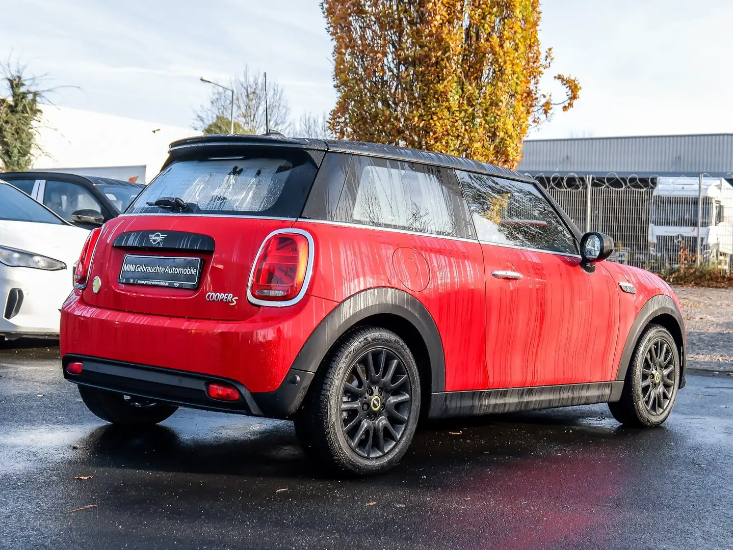MINI Cooper SE RFK NAVI LED PDC V+H DAB Tempomat LM Rot - 2